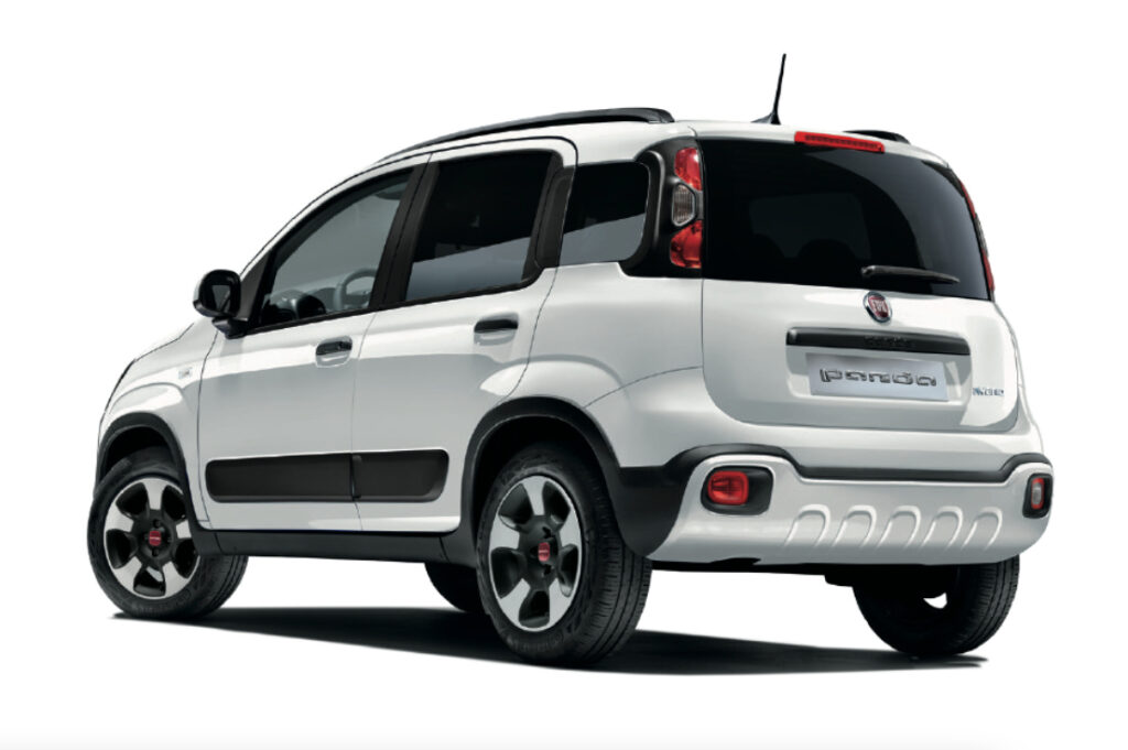 Coffre Fiat Panda III (2023) hybride essence électrique volumes et dimensions
